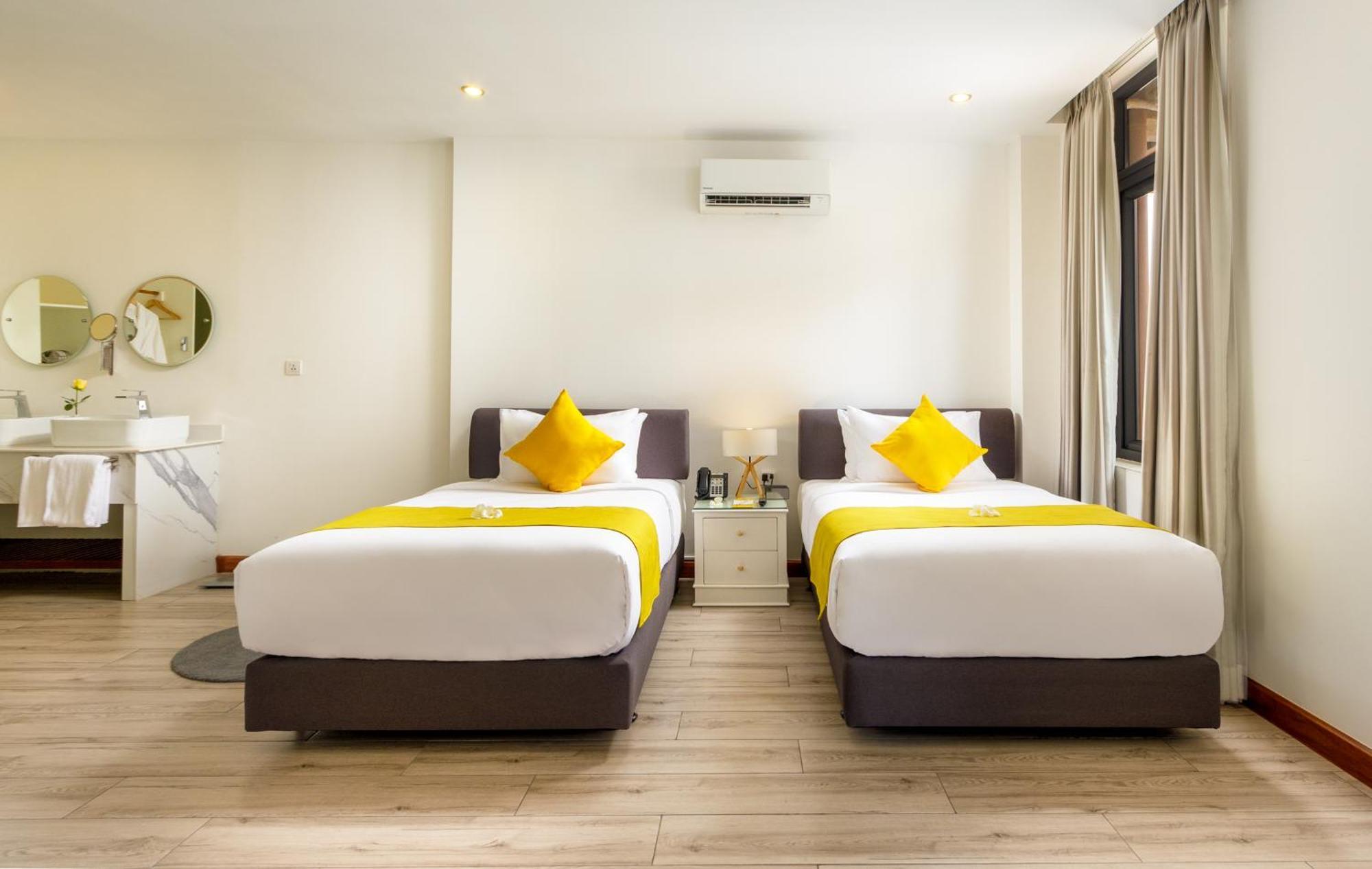 Jaya Suites Hotel พนมเปญ ภายนอก รูปภาพ