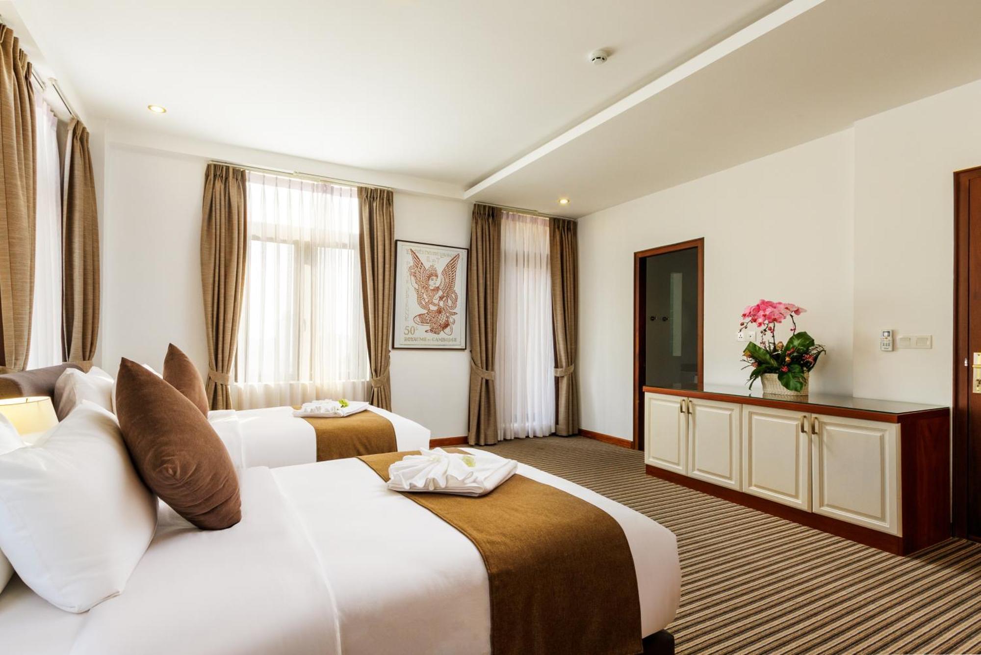 Jaya Suites Hotel พนมเปญ ภายนอก รูปภาพ