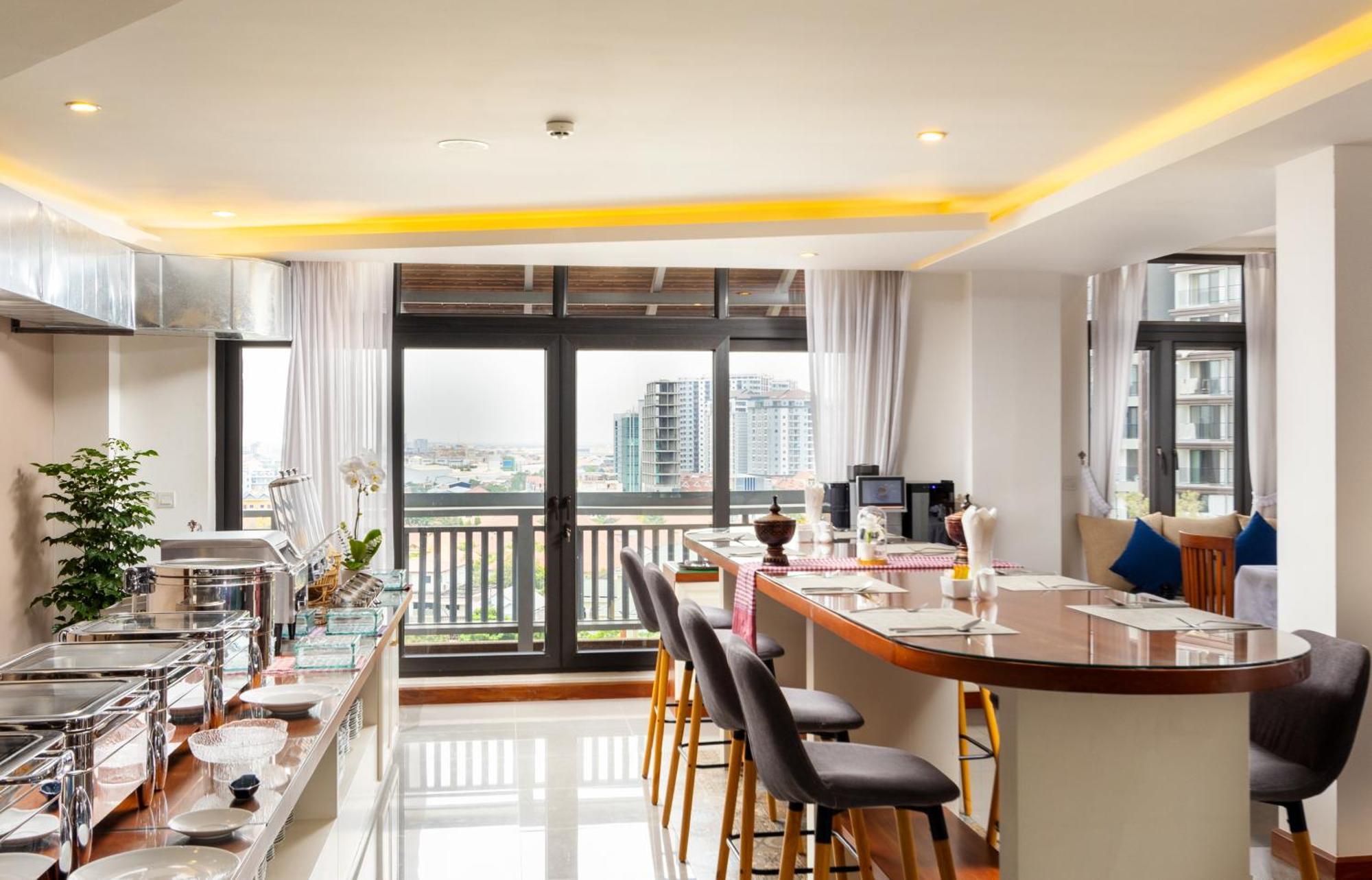 Jaya Suites Hotel พนมเปญ ภายนอก รูปภาพ