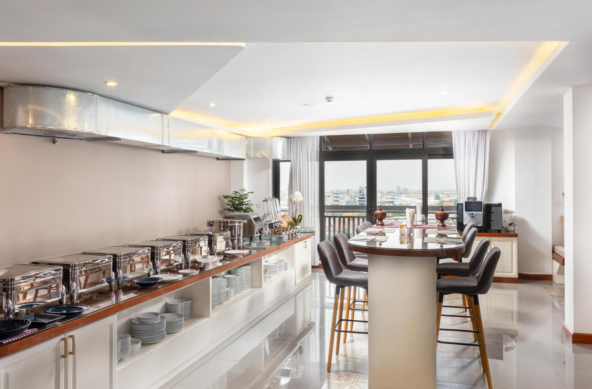 Jaya Suites Hotel พนมเปญ ภายนอก รูปภาพ