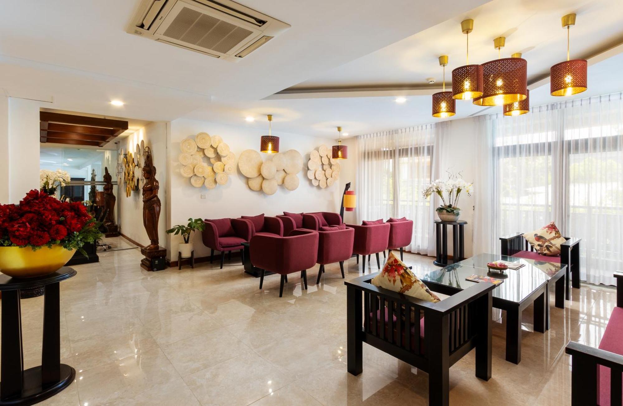 Jaya Suites Hotel พนมเปญ ภายนอก รูปภาพ