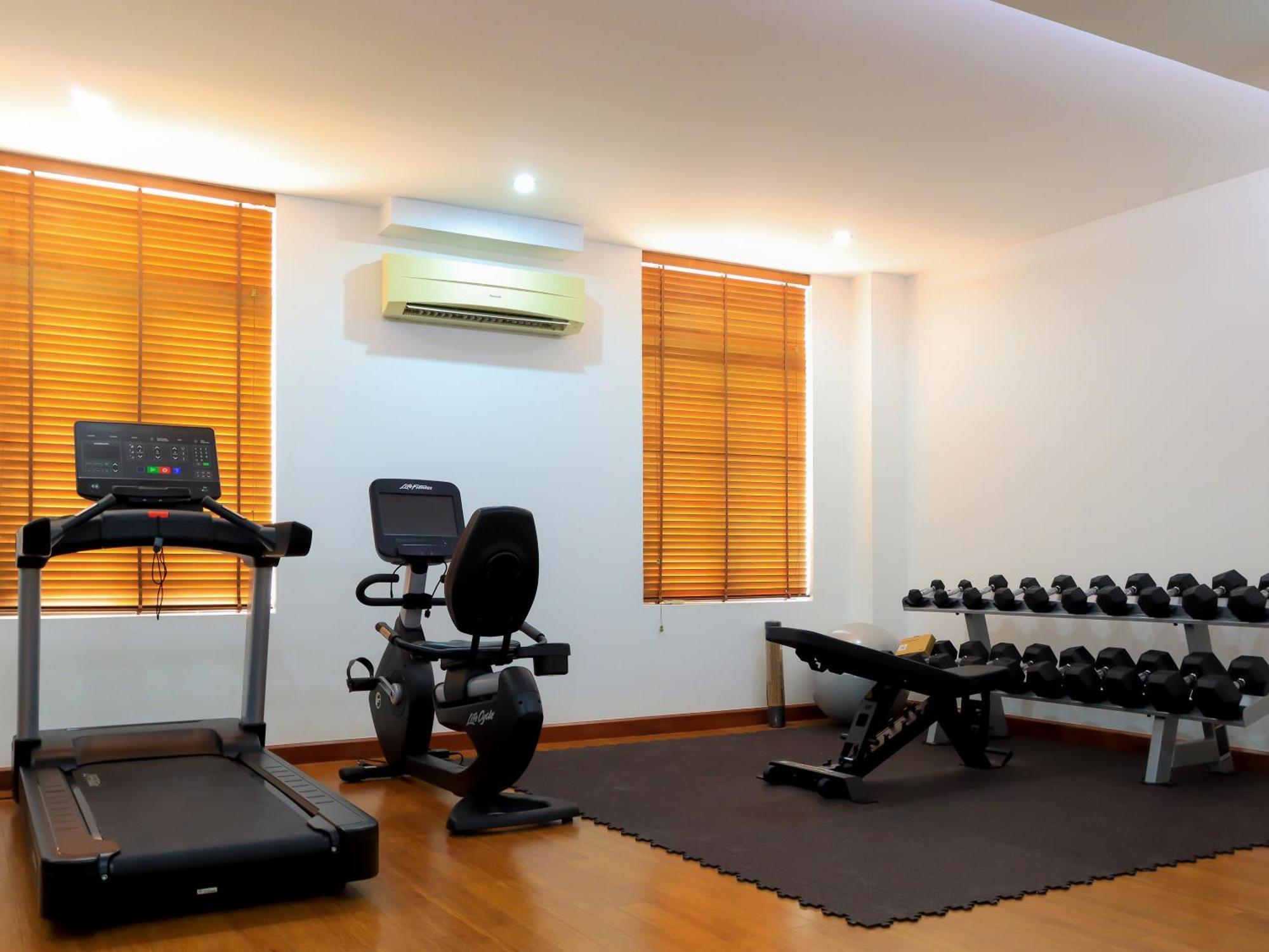 Jaya Suites Hotel พนมเปญ ภายนอก รูปภาพ
